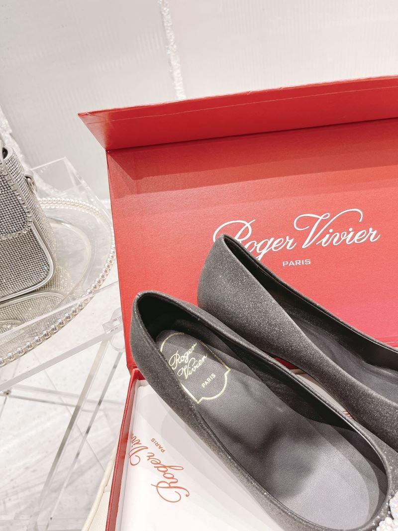 Roger Vivier flat shoes